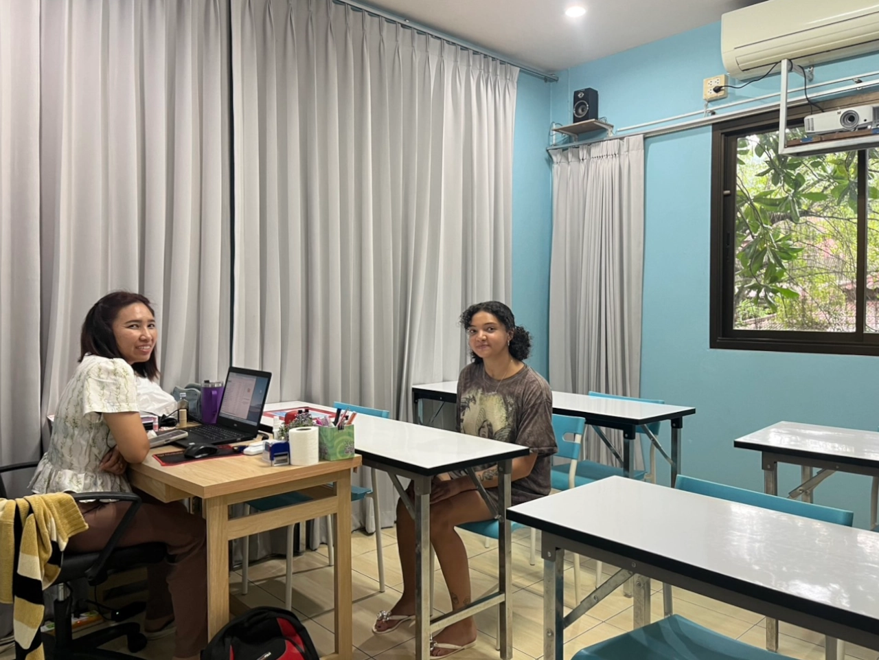 group Thai language learning, private Thai language learning group Thai language learning, private Thai language learning